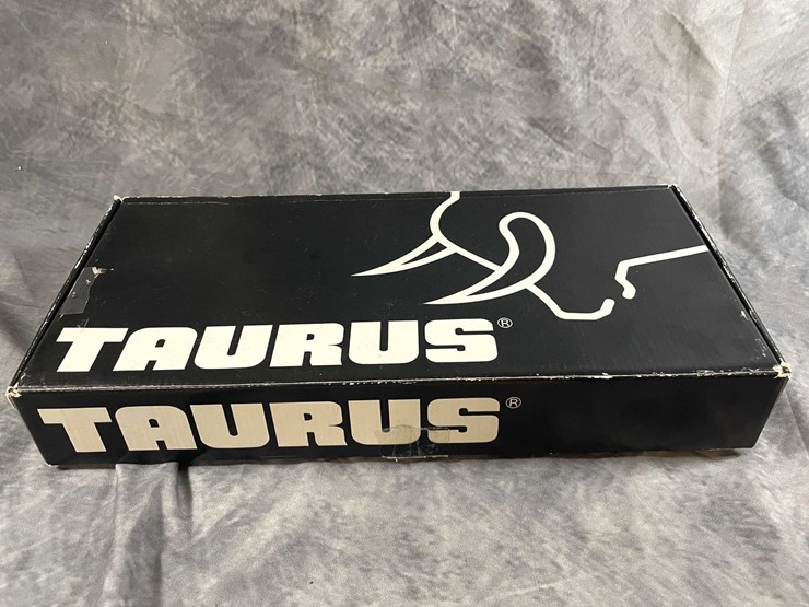 #10321-•-taurus-m4510-judge-45-colt-revolver,-sn:-c0762925-image-19