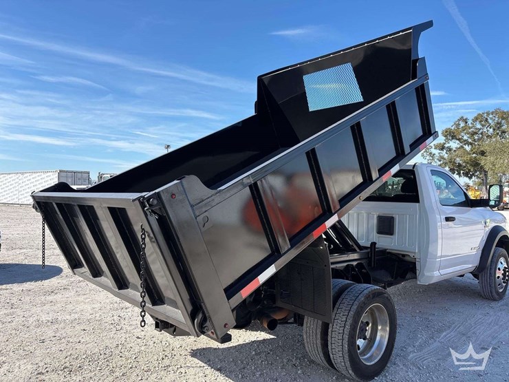 2019-ram-4500-4x4-mason-dump-truck-image-9