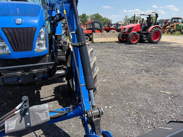 new-holland-workmaster-120-image-6