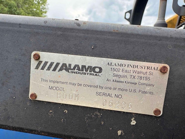 2005-new-holland-ts115a-image-12