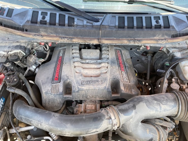 2019-ford-f150-image-30