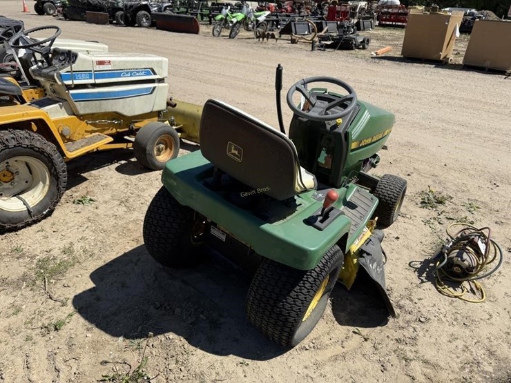 john-deere-lx172-image-4