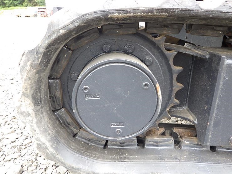 komatsu-pc28uu-image-28