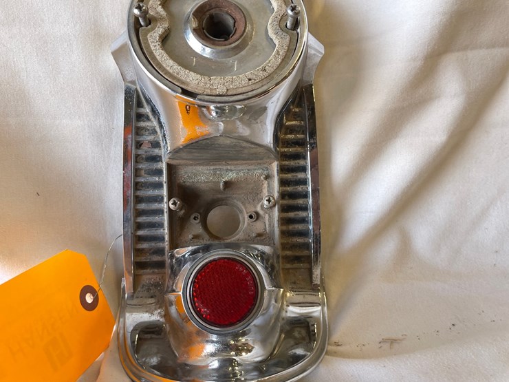 #5380-•-chevrolet-fuel-cap-door-and-tail-light-(las-cruces,-nm)-image-4