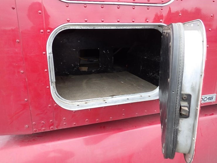 2008-kenworth-t660-image-17