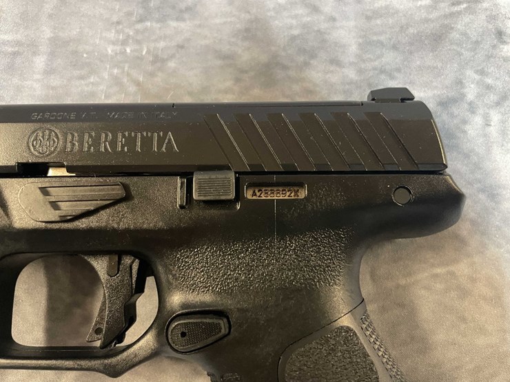 #10282-•-beretta-apx-a1-compact-9mm-luger-pistol,-sn:-a288892x-image-12