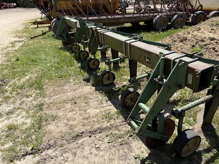 john-deere-885-image-6