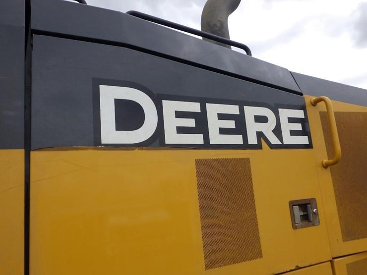 2016-deere-772gp-image-62