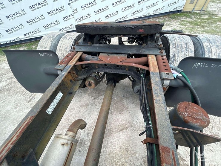 2001-international-4900-image-15