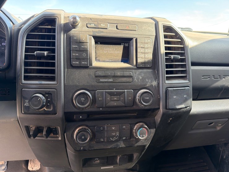2018-ford-f350-image-10