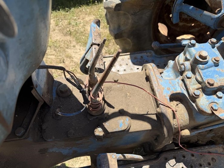 ford-4000-image-10