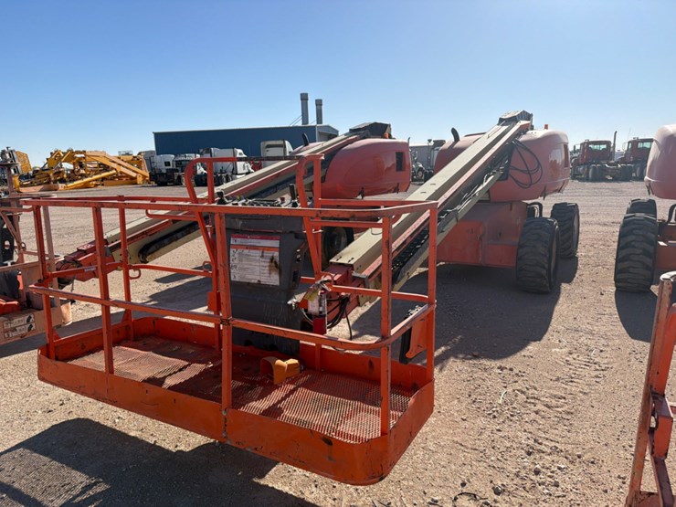 jlg-600s-image-1