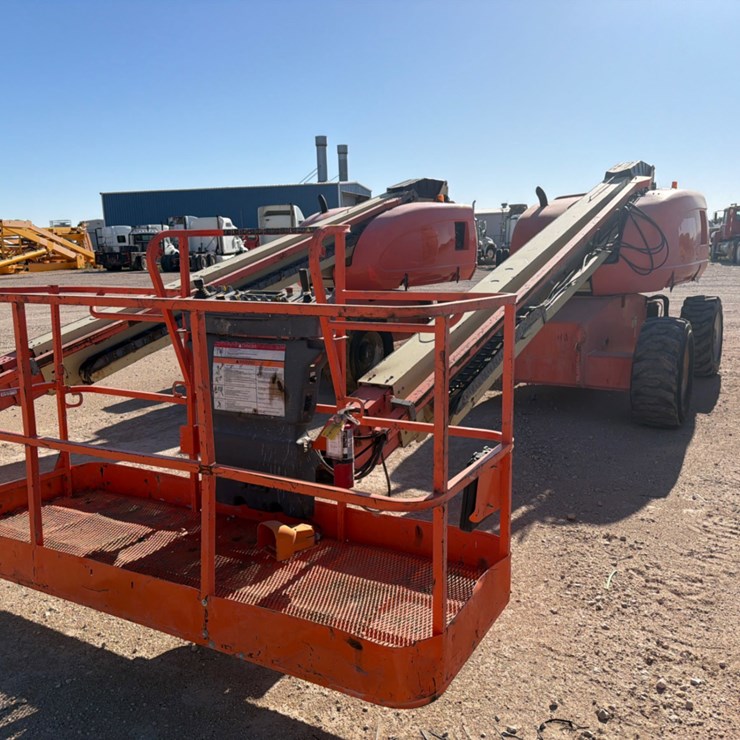JLG 600S