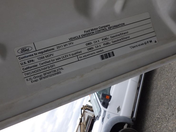 2011-ford-f350-image-15