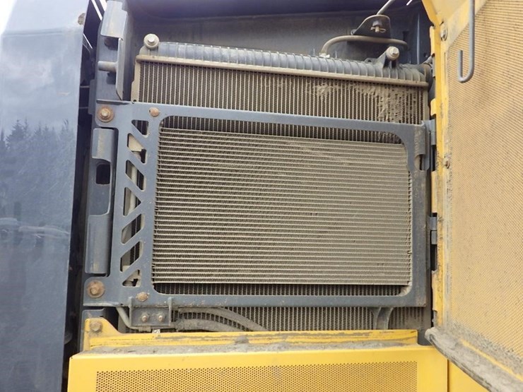 2016-deere-772gp-image-51