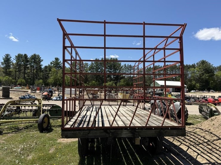 k-&-k-16'-hay-wagon-image-4