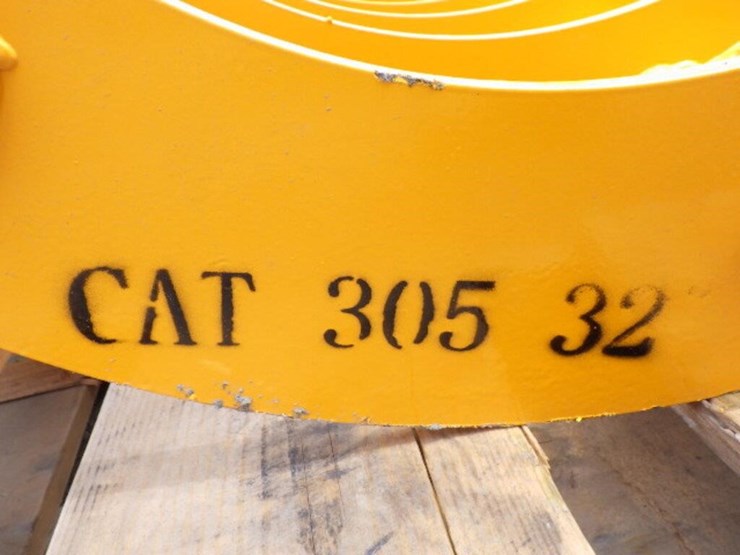 caterpillar-305-image-5
