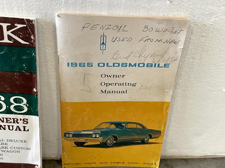 #5413-•-vintage-pontiac,-oldsmobile,-and-buick-owner's-manuals-(las-cruces,-nm)-image-2