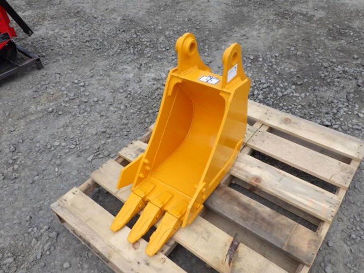 caterpillar-305-image-1
