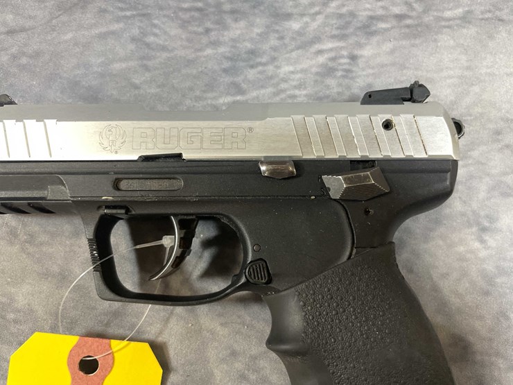 #10294-•-ruger-sr22-22-lr-pistol,-sn:-361-71180-image-7
