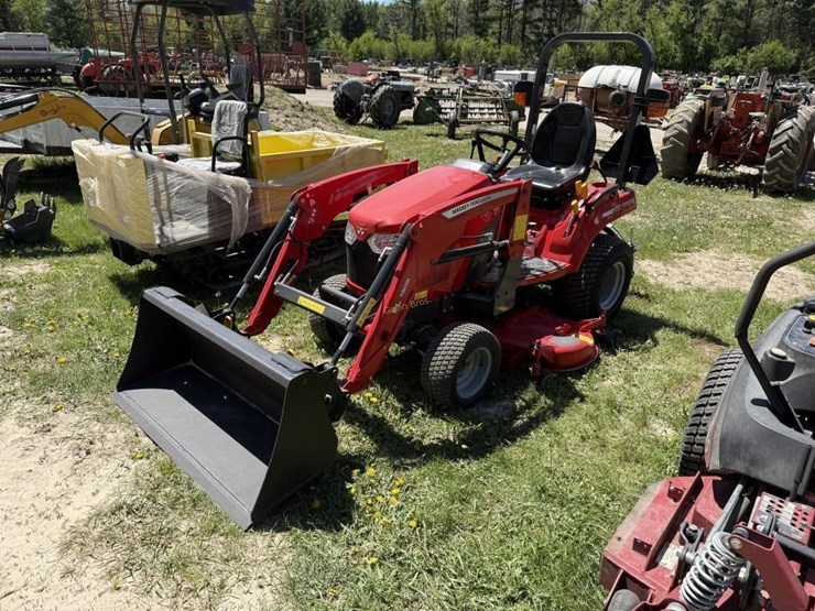 2019-massey-ferguson-gc1723e-image-1