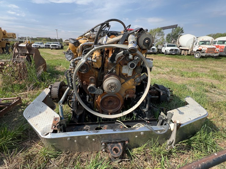 2008-caterpillar-c15-image-1