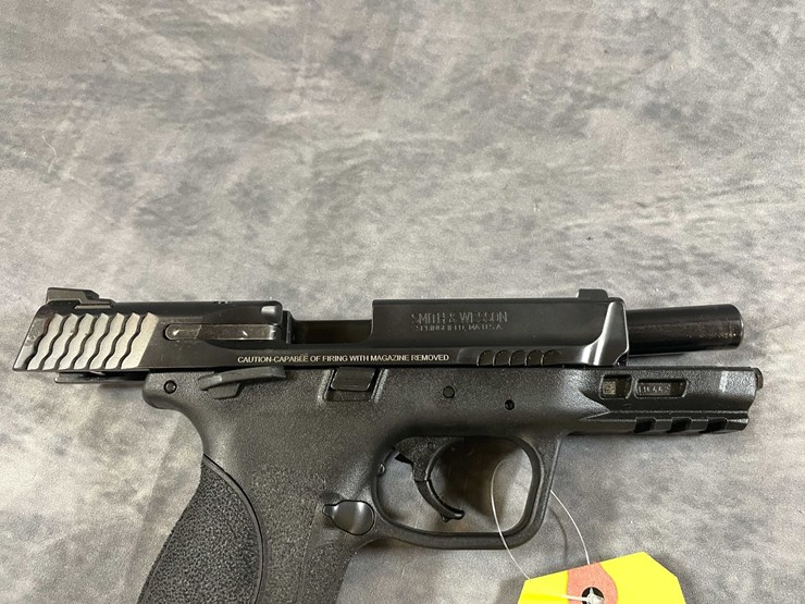 #10301-•-smith-&-wesson-m-&-p-2.0-9mm-luger-pistol,-sn:-njc4423-image-16