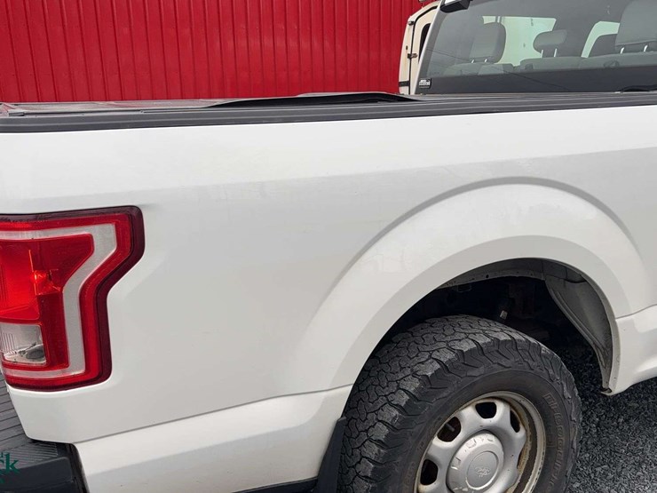 2016-ford-f150-image-26