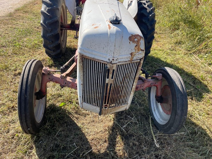 ford-tractor-image-12