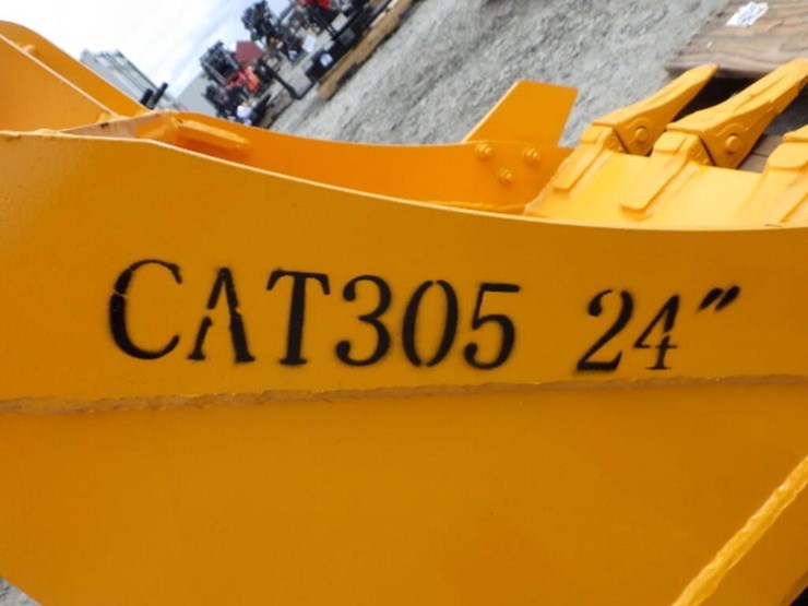 caterpillar-305-image-5