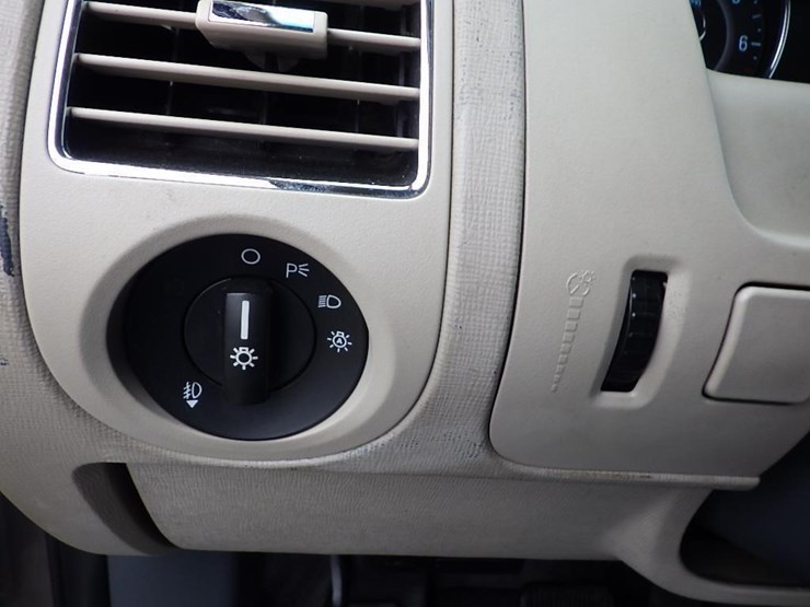 2009-ford-flex-image-34