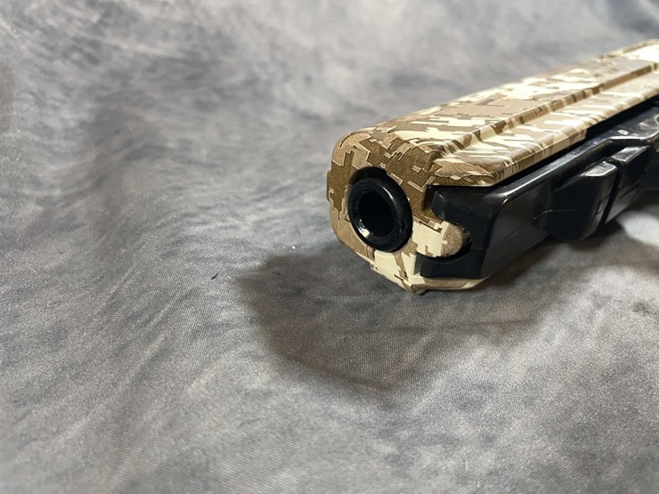 #10310-•-hi-point-jcp40-40-s&w-pistol,-sn:-x7304283-image-9