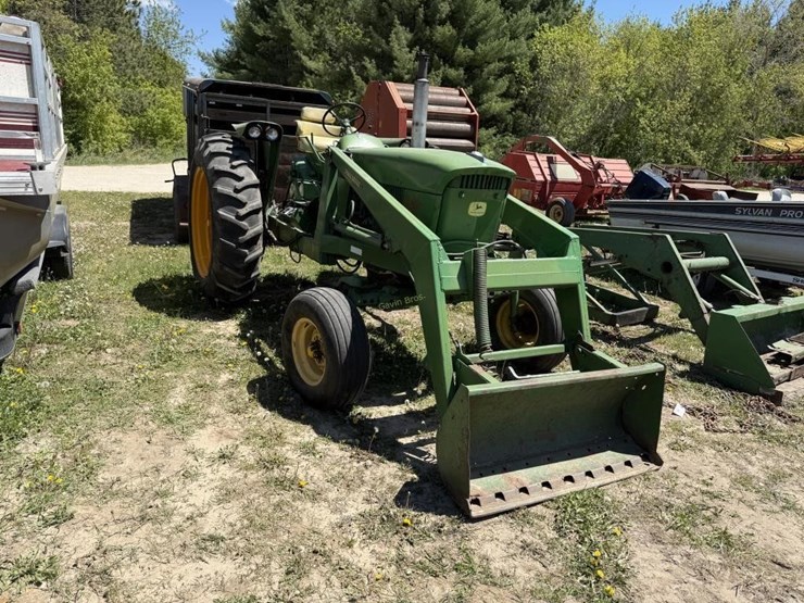 john-deere-2510-image-3