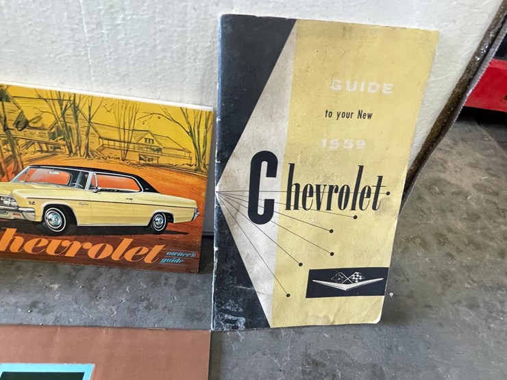 #5411-•-vintage-ford,-gm,-and-chevrolet-owner's-manuals-(las-cruces,-nm)-image-2