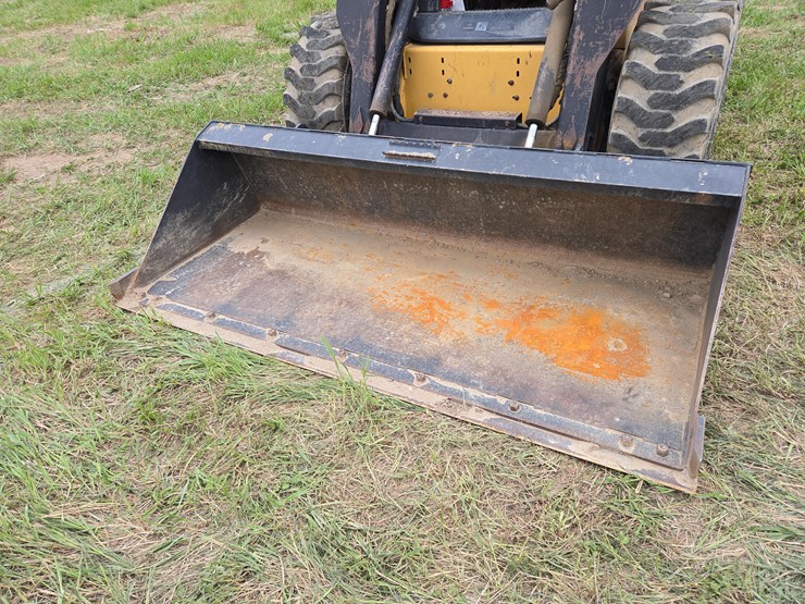 new-holland-lx985-image-7