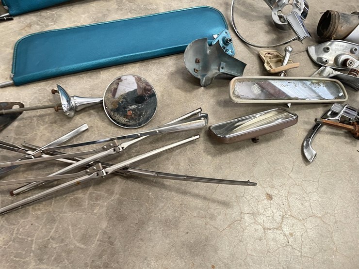 #5402-•-huge-lot-of-classic-car-parts-(las-cruces,-nm)-image-12