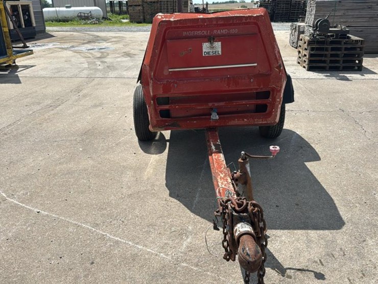 ingersoll-rand-100-cfm-image-2