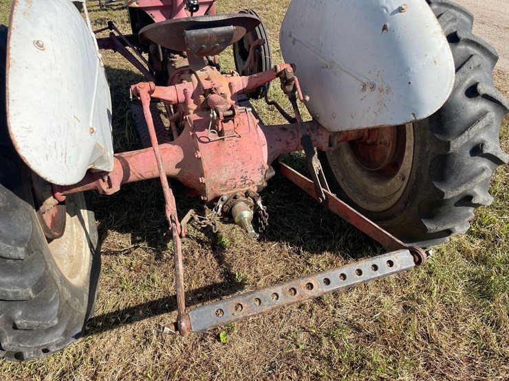 ford-tractor-image-6