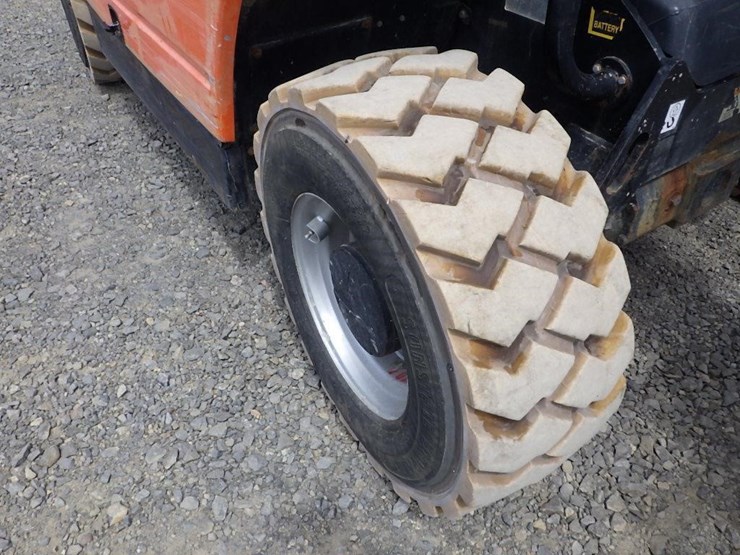 2015-jlg-g5-18a-image-20