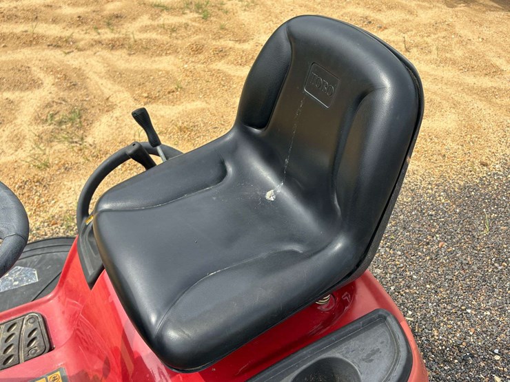 toro-lx427-image-7