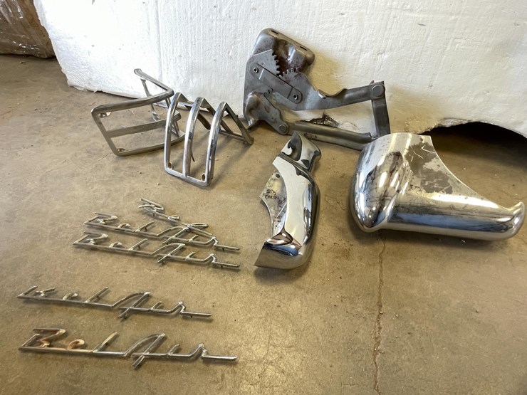 #5397-•-lot-of-vintage-auto-parts-(las-cruces,-nm)-image-1