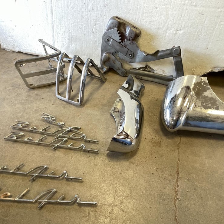 #5397 • Lot of Vintage Auto Parts (Las Cruces, NM)