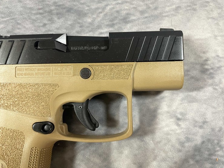 #10319-•-beretta-apx-a1-9mm-luger-pistol,-sn:-axc182204-image-3