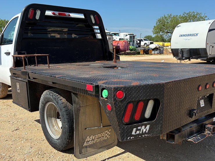 2013-chevrolet-silverado-3500-image-4