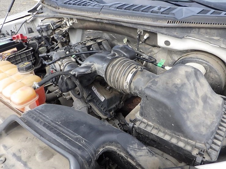 2016-ford-f150-image-14