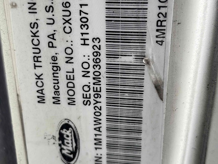 2014-mack-cxu613-image-13