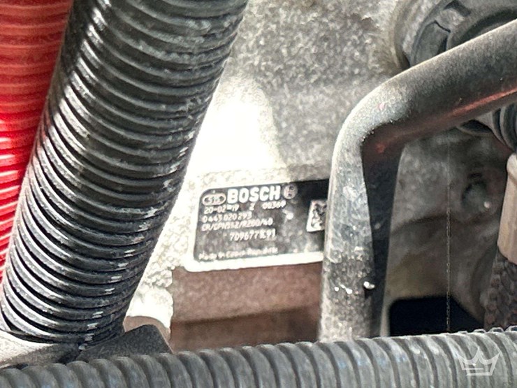 2021-international-rh613-t/a-day-cab-truck-tractor-image-12