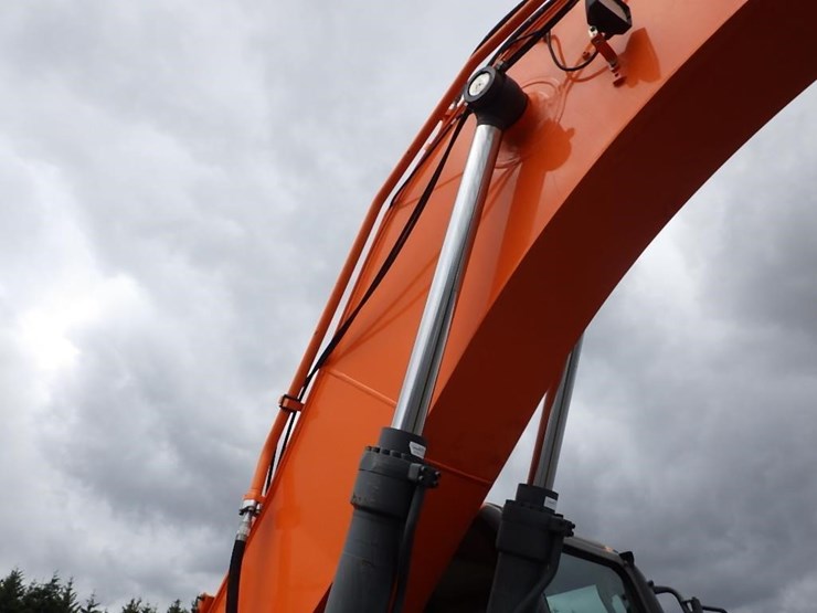 2017-doosan-dx255-lc-3-image-23