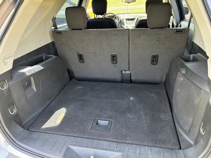 2014-chevrolet-equinox-image-13
