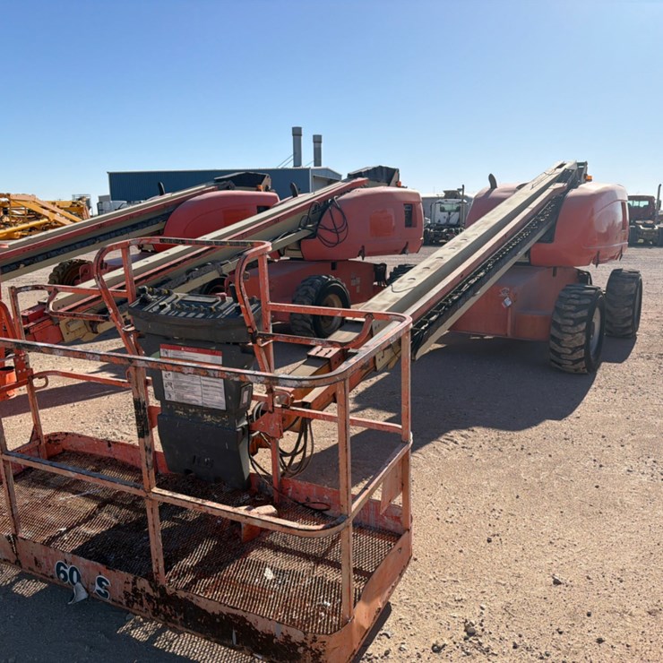 JLG 600S